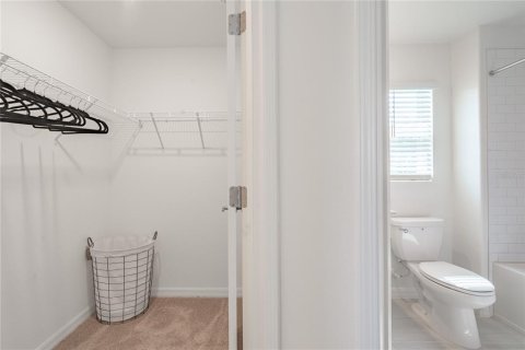 Townhouse in Wimauma, Florida 2 bedrooms, 146.6 sq.m. № 2123733 - photo 11