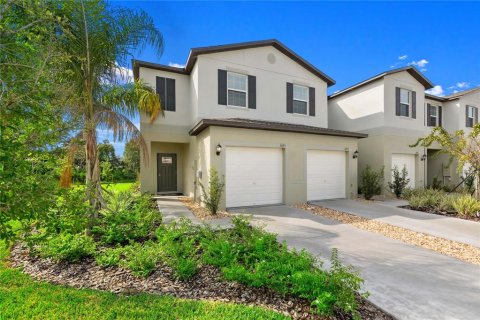 Townhouse in Wimauma, Florida 2 bedrooms, 146.6 sq.m. № 2123733