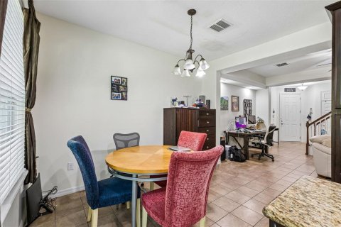 Touwnhouse à louer à Orlando, Floride: 3 chambres, 148.92 m2 № 2361313 - photo 11