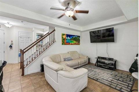 Touwnhouse à louer à Orlando, Floride: 3 chambres, 148.92 m2 № 2361313 - photo 13