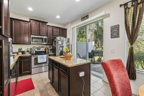 Touwnhouse à louer à Orlando, Floride: 3 chambres, 148.92 m2 № 2361313 - photo 9
