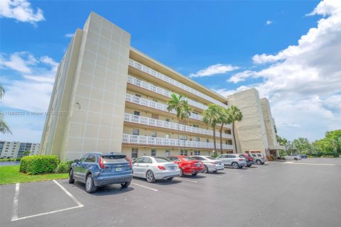 Condominio en venta en Dania Beach, Florida, 2 dormitorios, 110.55 m2 № 1886643 - foto 27