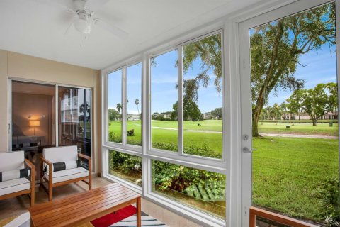 Condo in Coconut Creek, Florida, 2 bedrooms № 2402391 - photo 26
