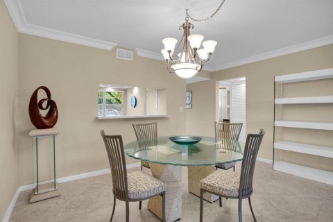 Condo in Coconut Creek, Florida, 2 bedrooms № 2402391 - photo 8