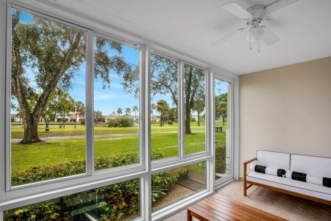Condo in Coconut Creek, Florida, 2 bedrooms № 2402391 - photo 27