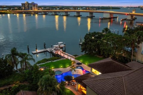 Villa ou maison à vendre à New Smyrna Beach, Floride: 5 chambres, 400.97 m2 № 1815638 - photo 22