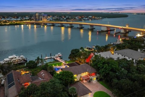 Villa ou maison à vendre à New Smyrna Beach, Floride: 5 chambres, 400.97 m2 № 1815638 - photo 5