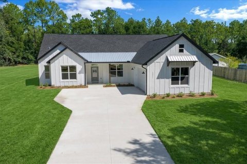 House in Ocala, Florida 3 bedrooms, 195.56 sq.m. № 2238196