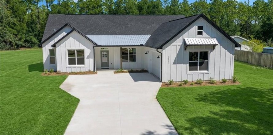 Casa en Ocala, Florida 3 dormitorios, 195.56 m2 № 2238196