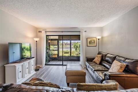 Condominio en venta en Oldsmar, Florida, 2 dormitorios, 101.64 m2 № 2204544 - foto 7