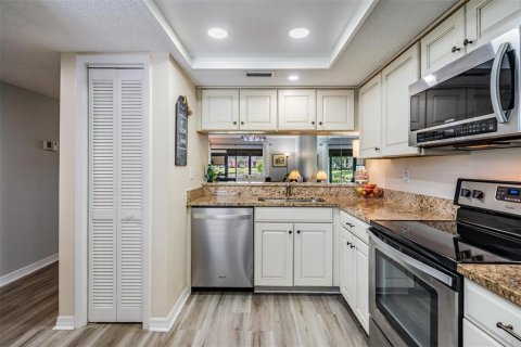 Condominio en venta en Oldsmar, Florida, 2 dormitorios, 101.64 m2 № 2204544 - foto 17