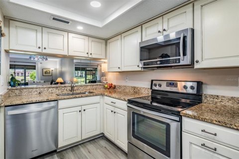 Condominio en venta en Oldsmar, Florida, 2 dormitorios, 101.64 m2 № 2204544 - foto 16