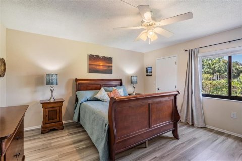 Condominio en venta en Oldsmar, Florida, 2 dormitorios, 101.64 m2 № 2204544 - foto 20