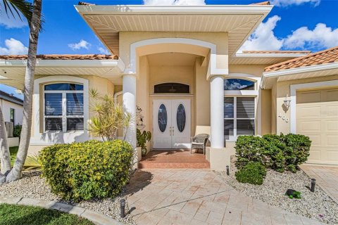Casa en venta en Punta Gorda, Florida, 3 dormitorios, 218.78 m2 № 2213346 - foto 3