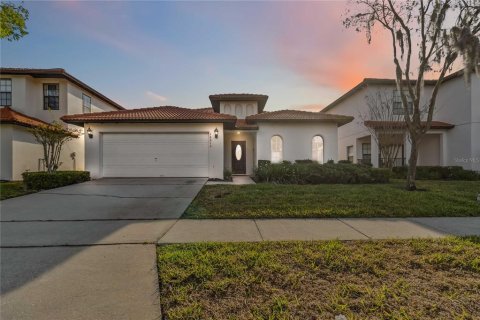 House in Clermont, Florida 4 bedrooms, 152.17 sq.m. № 1538634 - photo 1