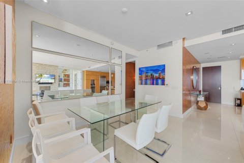 Condominio en alquiler en Bal Harbour, Florida, 2 dormitorios, 148.55 m2 № 1935066 - foto 6