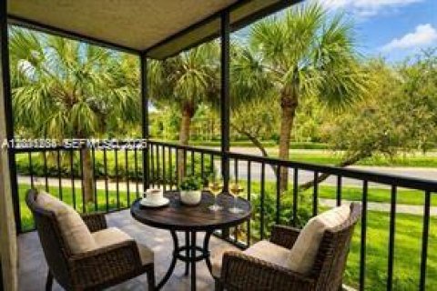 Copropriété à vendre à Weston, Floride: 2 chambres, 114.73 m2 № 2076657 - photo 6