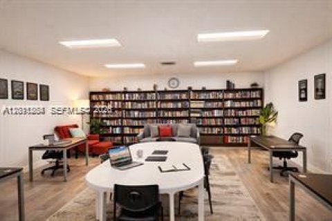 Copropriété à vendre à Weston, Floride: 2 chambres, 114.73 m2 № 2076657 - photo 16