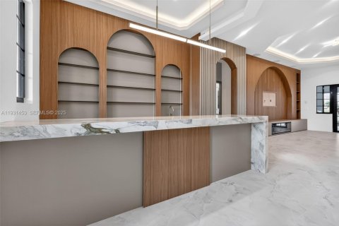 Casa en venta en Davie, Florida, 6 dormitorios, 857.86 m2 № 1992339 - foto 21