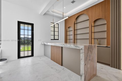 Casa en venta en Davie, Florida, 6 dormitorios, 857.86 m2 № 1992339 - foto 20