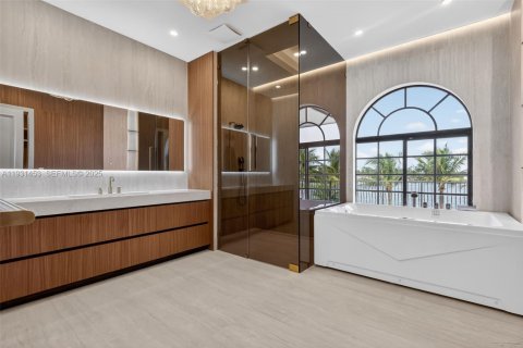 Casa en venta en Davie, Florida, 6 dormitorios, 857.86 m2 № 1992339 - foto 30