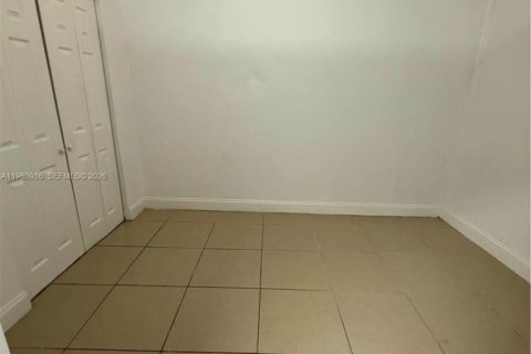 Immobilier commercial à louer à Miami, Floride: 1 chambre № 2029859 - photo 8
