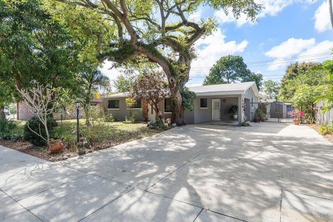 Villa ou maison à vendre à Fort Lauderdale, Floride: 4 chambres, 173.82 m2 № 1749719 - photo 1