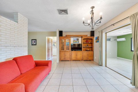 Villa ou maison à vendre à Fort Lauderdale, Floride: 4 chambres, 173.82 m2 № 1749719 - photo 19