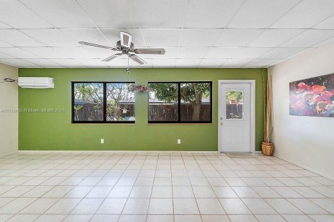 Villa ou maison à vendre à Fort Lauderdale, Floride: 4 chambres, 173.82 m2 № 1749719 - photo 25