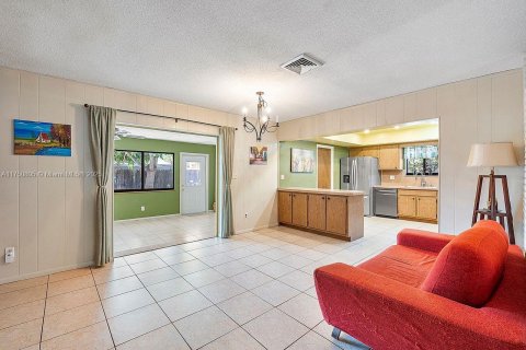 Villa ou maison à vendre à Fort Lauderdale, Floride: 4 chambres, 173.82 m2 № 1749719 - photo 21