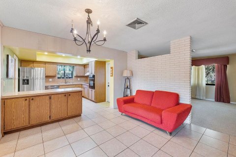 Villa ou maison à vendre à Fort Lauderdale, Floride: 4 chambres, 173.82 m2 № 1749719 - photo 14
