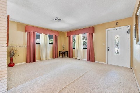 Villa ou maison à vendre à Fort Lauderdale, Floride: 4 chambres, 173.82 m2 № 1749719 - photo 12