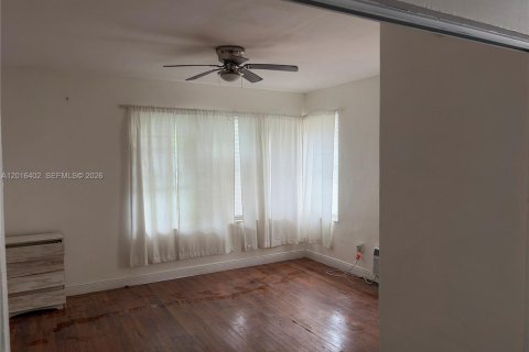 Copropriété à louer à Miami Beach, Floride: 40.88 m2 № 2193187 - photo 6