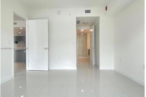 Condominio en venta en Doral, Florida, 3 dormitorios, 140.65 m2 № 2089849 - foto 5