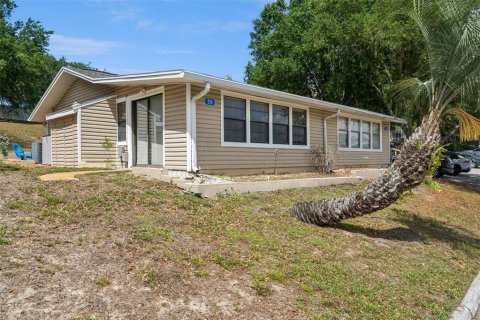 Condo in Clermont, Florida, 2 bedrooms  № 2364905