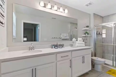 Townhouse in Kissimmee, Florida 3 bedrooms, 171.31 sq.m. № 2211239 - photo 25
