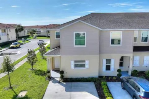 Townhouse in Kissimmee, Florida 3 bedrooms, 171.31 sq.m. № 2211239 - photo 5