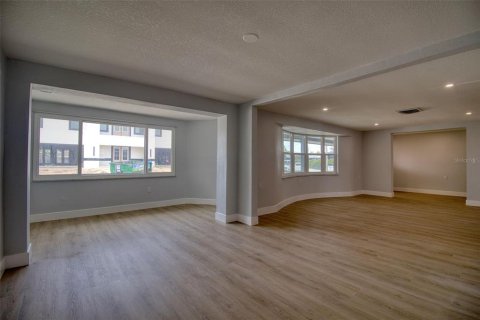 Villa ou maison à vendre à Hudson, Floride: 4 chambres, 339.09 m2 № 2388936 - photo 11