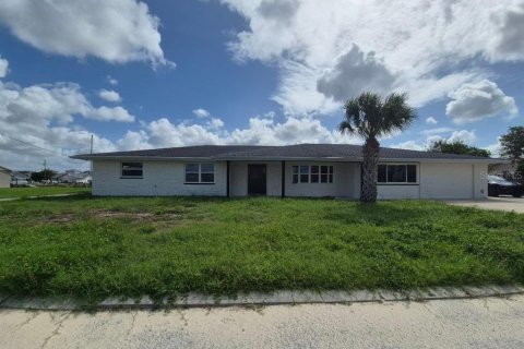 Villa ou maison à vendre à Hudson, Floride: 4 chambres, 339.09 m2 № 2388936 - photo 2