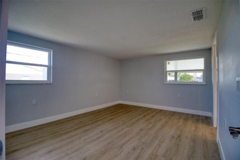 Villa ou maison à vendre à Hudson, Floride: 4 chambres, 339.09 m2 № 2388936 - photo 28