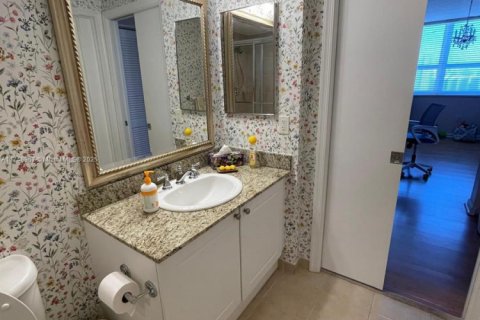 Copropriété à vendre à Aventura, Floride: 2 chambres, 115.66 m2 № 1704531 - photo 8