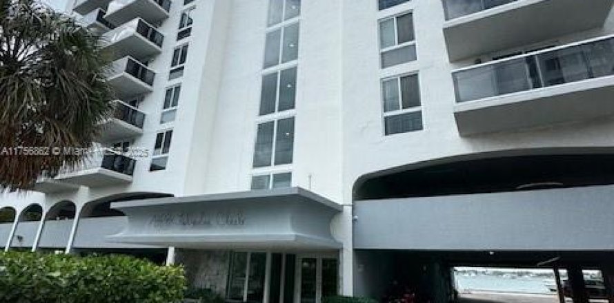 Appartement à North Bay Village, Floride 1 chambre, 70.61 m2 № 1705378