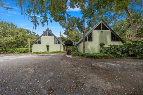 Commercial property in Ocala, Florida 189.06 sq.m. № 2405068 - photo 3