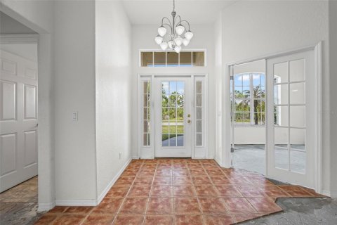 House in Port Charlotte, Florida 2 bedrooms, 153.57 sq.m. № 1908216 - photo 5