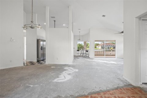 House in Port Charlotte, Florida 2 bedrooms, 153.57 sq.m. № 1908216 - photo 13