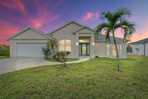 House in Port Charlotte, Florida 2 bedrooms, 153.57 sq.m. № 1908216 - photo 26