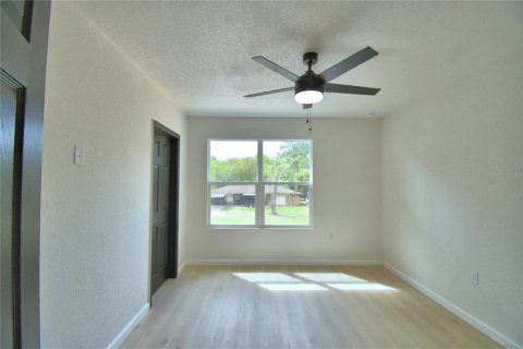 House in Avon Park, Florida 4 bedrooms, 205.87 sq.m. № 2096330 - photo 23