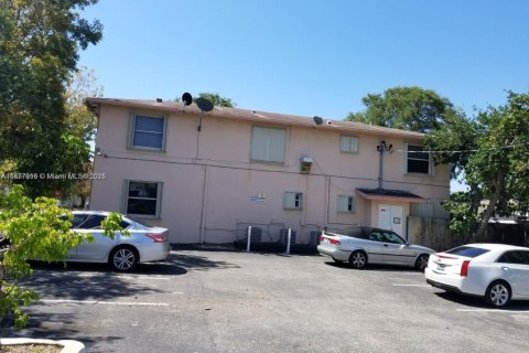 Appartement à louer à Hollywood, Floride: 2 chambres, 102.19 m2 № 1922849 - photo 14