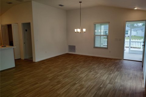 Villa ou maison à louer à The Villages, Floride: 2 chambres, 106.65 m2 № 1762034 - photo 4