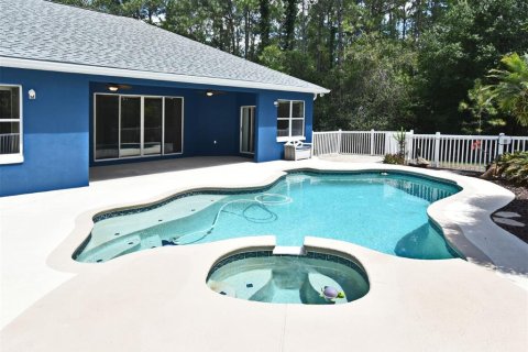 House in Deltona, Florida 4 bedrooms, 254.55 sq.m. № 1662918 - photo 27